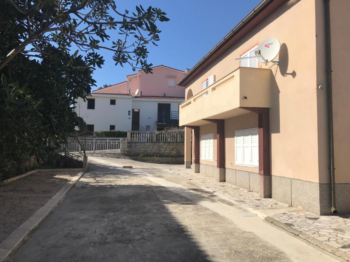 Summer Rooms Baska Экстерьер фото